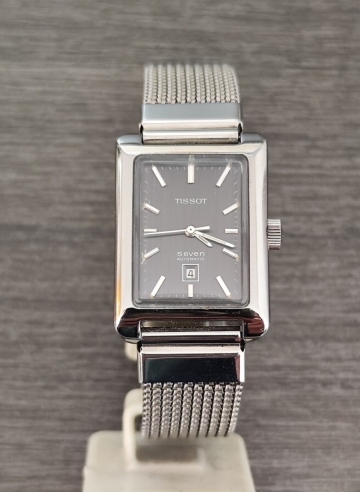 自動巻 稼働品 TISSOT SEVEN メンズ腕時計 黒色文字盤 三針デイト 