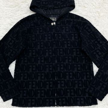 極美品 M〜L相当 フェンディ FENDI パーカー ジャケット ブルゾン 総柄 ロゴ ブラック 黒 フード メンズ 薄手 エンボス オールド
