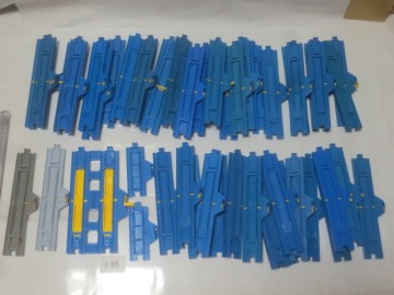 ■中古 プラレール 大量出品 線路 ストップレール 50本 195
