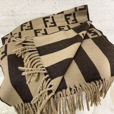 【贅沢品の極み】FENDI フェンディ　マフラー　ストール　ズッカ　ロゴ　ウール　総柄　リバーシブル　ブラウン　ベージュ　フリンジ