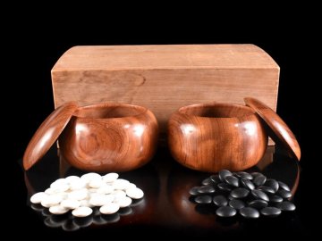 【雲】某コレクター買取品 極上 天然本蛤・那智黒石 碁石 碁笥 肉厚1cm 箱付 古美術品(碁盤骨董囲碁将棋)CY3897 OTxbvco