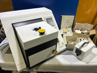 (希少品)【1円スタート！】BEGO ハイグレード 高周波真空加圧鋳造器 NAUTILUS T ノーチラス 付属品多数 歯科技工 動作良好