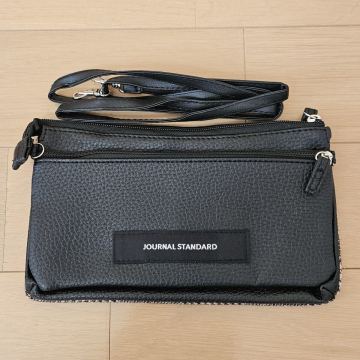 未使用品☆JOURNAL STANDARD☆ジャーナルスタンダード☆チェック柄2層ポシェット☆ポシェット☆ショルダーバッグ☆レディース☆ブラック