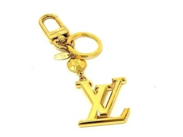 1円 ■美品■ LOUIS VUITTON ルイヴィトン M65216 ポルト クレ LV ファセット キーリング キーホルダー バッグチャーム ゴールド系 FW2510