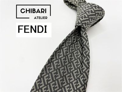【超美品】FENDI　フェンディ　全面FFロゴ柄 ネクタイ 3本以上 送料無料 メンズ グレイ　1円 0103003