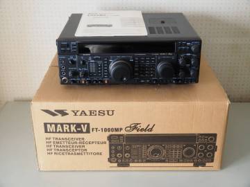 YAESU HF TRANSCEIVER MARK-V FT-1000MP Field 100V電源 元箱付