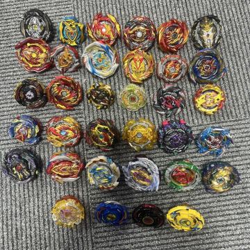 ベイブレードバースト 大量 まとめ 約6.5kg + おまけ(ランチャー など約2kg分)