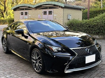 ■【精悍な黒】LEXUS RC300h Fスポーツ ハイブリッド