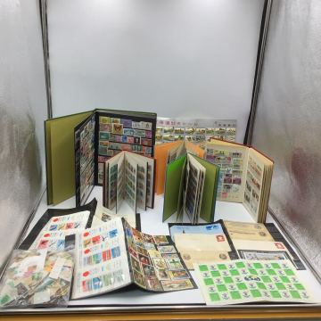 大量切手　記念切手　日本切手　 外国切手 海外切手 バラ切手　 コレクション　ゆうパック80サイズ