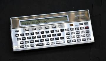 XY2-2 SHARP シャープ ポケットコンピュータ PC-1500 ポケコン 通電確認済み 昭和レトロ ヴィンテージ 現状品