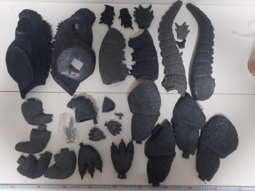 【ジャンク】超特大 ゴジラ 組立キット フィギュア プラスチック製