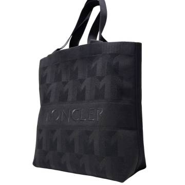 新品本物 モンクレール【MONCLER 刺繍ロゴ】ブランドロゴを大胆に配したデザイン 大容量 トートバッグ 黒 KNIT TOTE モノグラム 肩掛け可能