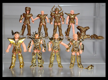 【海蛍】聖闘士星矢 バトルセイントボックス 黄金聖闘士 クロスアップ 消しゴム フィギュア まとめて 聖衣おまけ付き 当時物 現状品