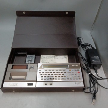 F SHARP シャープ ポケットコンピューター CE-150 通電確認のみ