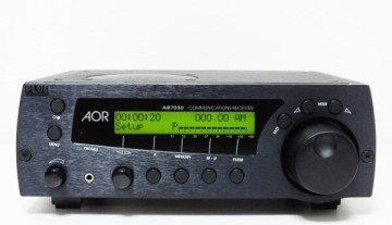 AOR　AR7030 PLUS　20B　通信型受信機