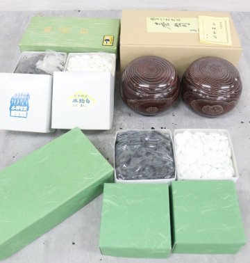 【行董】☆未使用保管品☆ 囲碁 木製碁笥 碁石 本那智黒 本蛤白 35号 鳳凰碁石 ガラス製 囲碁セット AS400ABC1A