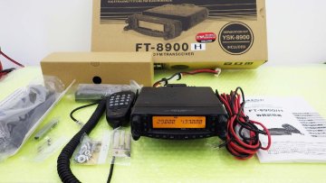 FT-8900H【YAESU】29/50/144/430MHz(FM) Hi_POWERタイプ　セパレーションキット付き　程度上
