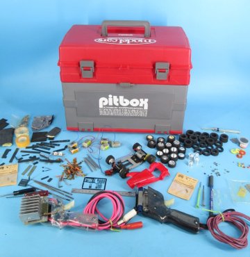 スロットカー PARMA　パーマ　コントローラー　OMUNI ？　オムニ　京商　ケース　パーツ　車体　部品　現状品（DONMGT