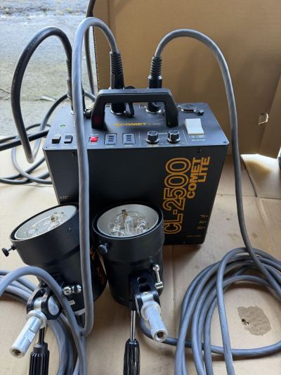 COMET コメット CL-2500 ストロボ機材