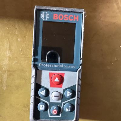 レーザー距離計 BOSCH GLM500