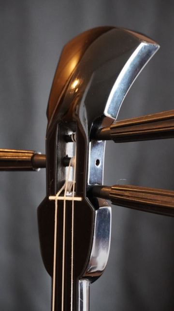 三線の日企画 又吉康美初期作　銘無し時代の珍しい現代型小与那城型細身棹　胴内細工実験修行時代　 沖縄三線