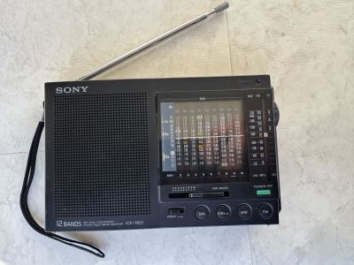 SONY ICF-7601 12バンド FM/MW/SW ポータブルラジオ★a2214