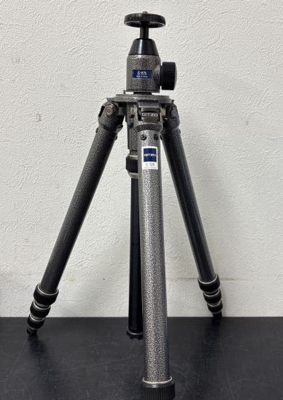 催YA904 状態良好 GITZO ジッツオ G126 四段三脚 G1175 ボールヘッド雲台付