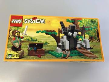 正規品 新品 未開封 LEGO レゴ システム 6024 エルクウッドの隠れ家 レア 希少 難有※オールドレゴ ミニフィグ 前髪ちゃん フォレストマン