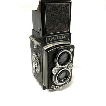 1円～ 6TA15570226 ROLLEIFLEX ローライフレックス 二眼レフカメラ フィルムカメラ Tessar 1:3.5 f=7.5cm カメラ 撮影機器 現状品