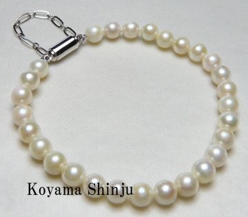 新品★小山真珠★１円～リクエスト出品です♪美色カラー！あこや本真珠パールブレスレット