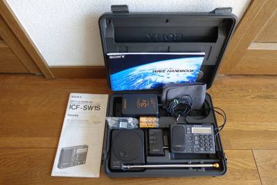 整備動作品 SONY ICF-SW1S PLLシンセサイザー・ラジオ 取説、アンテナアダプター、ACアダプター、キャリングケース、その他