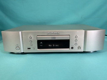marantz　マランツ 『ＳＡ８００４』 SACD／CDプレーヤー　完全動作未確認　ジャンク品　部品取や補修などしてご使用ください