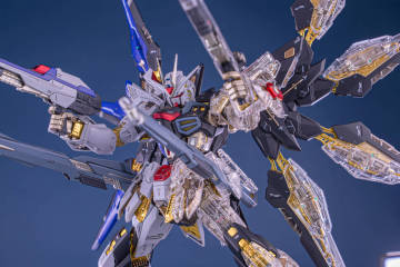 MGEXストライクフリーダム　全塗装完成品　１円～