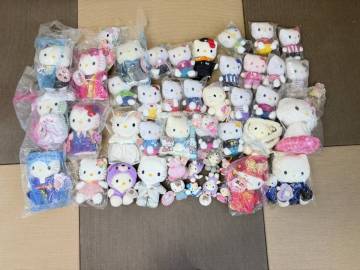AK7 R80305 ハローキティ ぬいぐるみ マスコット まとめ売り 30点以上 着ぐるみ 着物 ドレス 等 限定 未開封含 サンリオ レトロ 希少