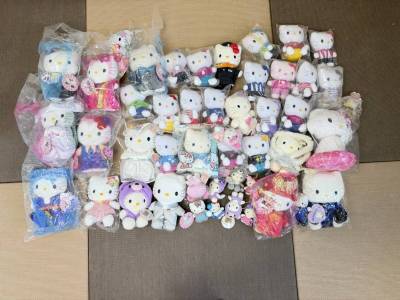 AK7 R80305 ハローキティ ぬいぐるみ マスコット まとめ売り 30点以上 着ぐるみ 着物 ドレス 等 限定 未開封含 サンリオ レトロ 希少