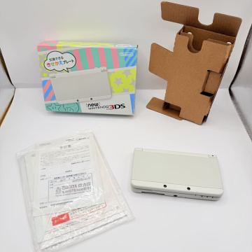 Newニンテンドー3DS ホワイト