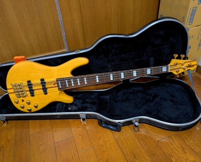 超レア　YAMAHA　BB2005NT　ゴールドパーツ　BBNE2　TRB　5弦ベース　スルーネック