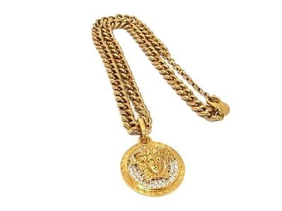 1円 ■美品■ VERSACE ヴェルサーチ メデューサ ラインストーン ネックレス ペンダン卜 アクセサリー レディース ゴールド系 BS3633