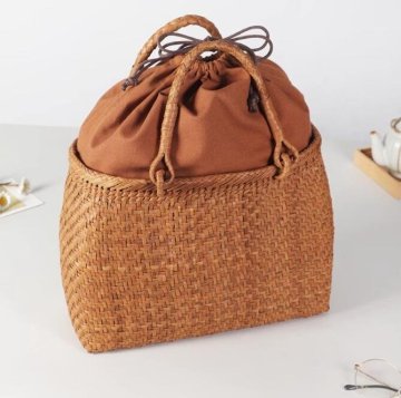 大容量★職人手作り良品　山葡萄かごバッグ 手編み山葡萄籠バッグ バスケット籐かご 　高級UPハンドバック