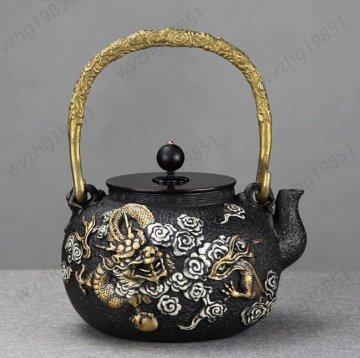美品★茶壺 手彫り鉄壺 鉄やかん 鉄分補給 未塗装鉄器 茶道具 1300ML