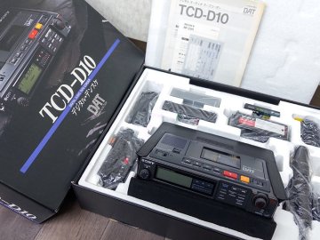 3R7078■展示品 SONY TCD-D10 カセットデンスケ ポータブルDATデッキ ソニー■