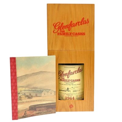GLENFARCLAS【グレンファークラス】FAMILY CASKS 1964-2014 50年 シングルモルトスコッチウイスキー 46.4度/700ml 未開栓【中古】【三茶】