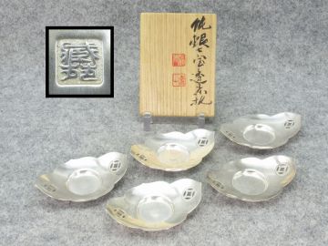 煎茶道具　純銀七宝透茶托　蔵苑 造　共箱　共布　538.4ｇ　検/　蔵六　潰し　つぶし　純銀　煎茶器　茶托