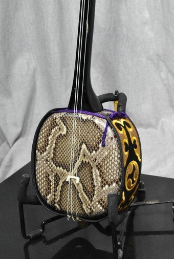 【C】琉球楽器 沖縄 三線 蛇皮 ケース付属 3186615