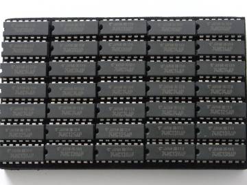 ★ 各社各種 IC ８６個セット 長期保管未使用基盤抜取り品 詳細は下記 A-021★