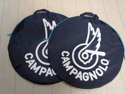 カンパニョーロ ホイールバッグ2個