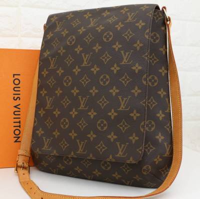 LOUIS VUITTON ルイヴィトン モノグラム ミュゼット M51256 ショルダーバッグ サコッシュ メッセンジャー 斜め掛け メンズ レディース