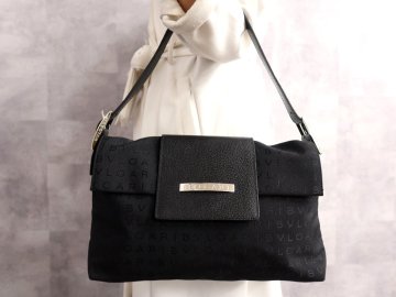●超美品●BVLGARI ブルガリ●ロゴマニア●キャンバス カーフ レザー 本革●ショルダー バッグ●黒●シルバー金具●B5 書類 収納●Js65774