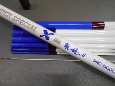 天龍名竿　鮎竿　マグナカラースーパースペシャルX010龍飛Ⅱプロモデル　中古のお品です。盛期の鮎釣りに最適。