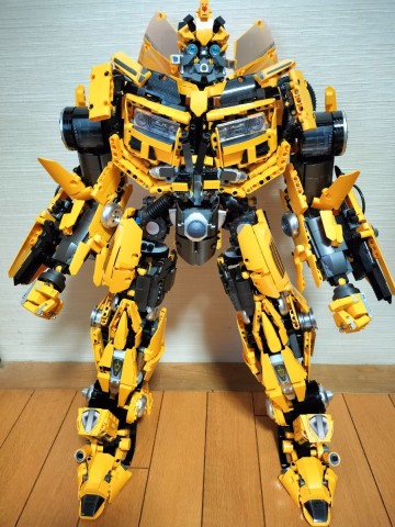 レゴ 互換　バンブルビー　完成品　日本未発売　超ビッグサイズ　トランスフォーマー　激レア　ブロック